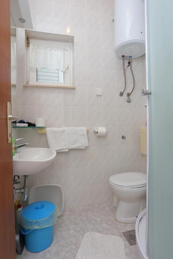 Apartments With A Parking Space Lokva Rogoznica, Omis - 17645 Exterior photo