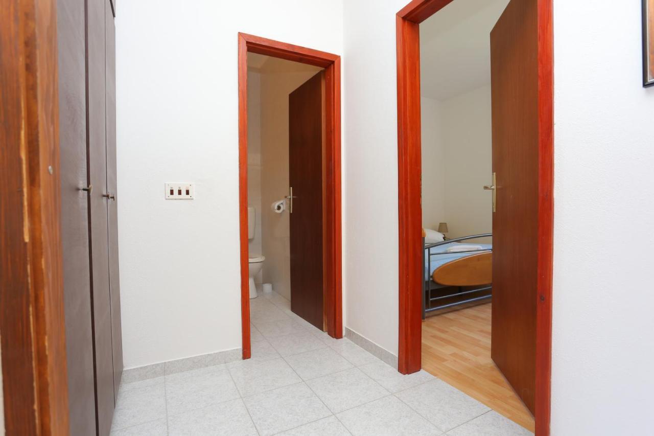 Apartments With A Parking Space Lokva Rogoznica, Omis - 17645 Exterior photo